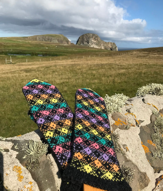 Knitting Jenny Pattern 13: Fair Isle Inspired Mittens
