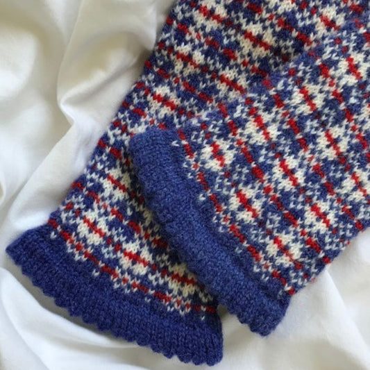 Knitting Jenny Pattern 17: Fair Isle Inspired Mittens