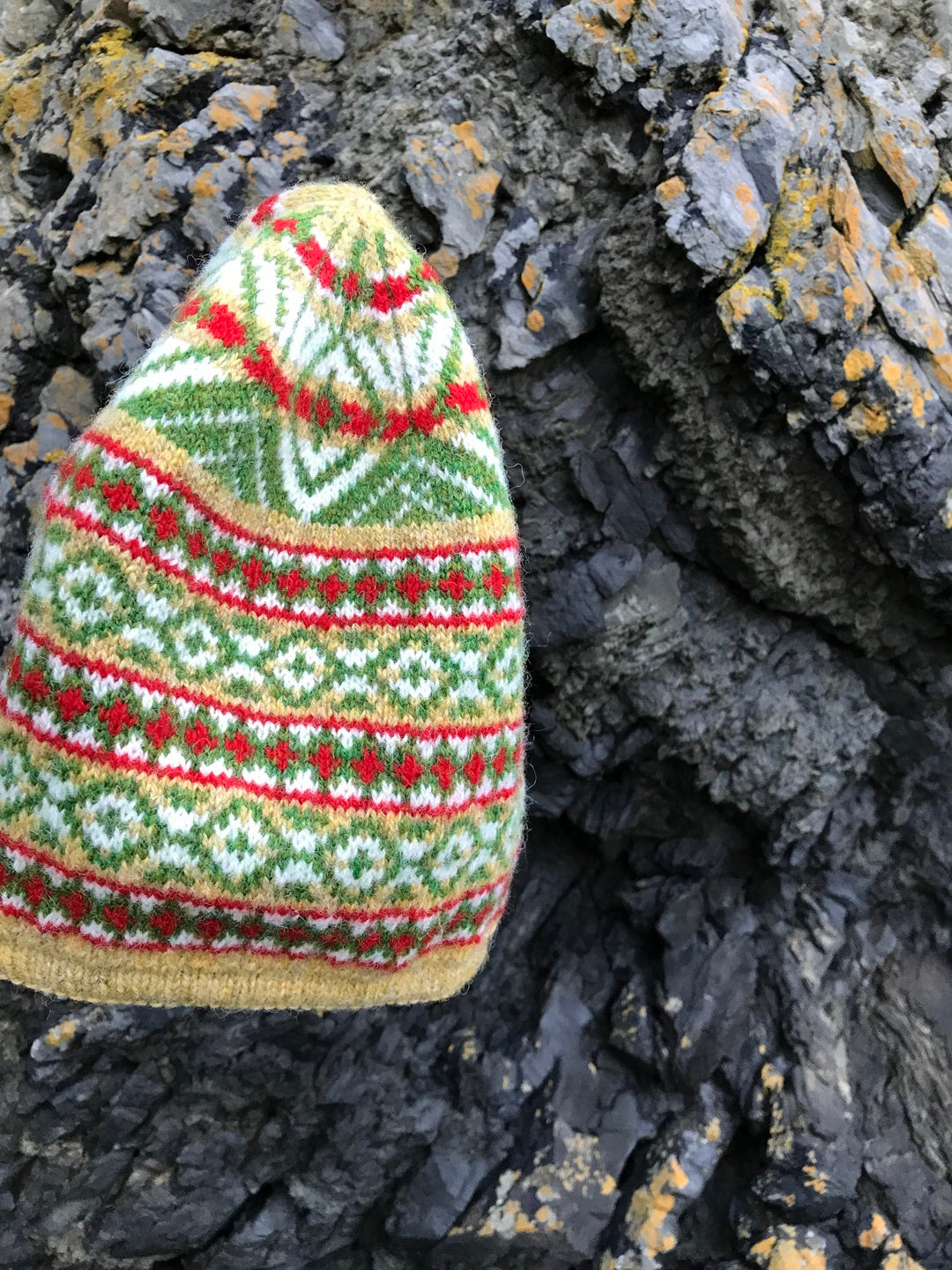 Knitting Jenny Pattern 88: Fair Isle Inspired Ski Hat