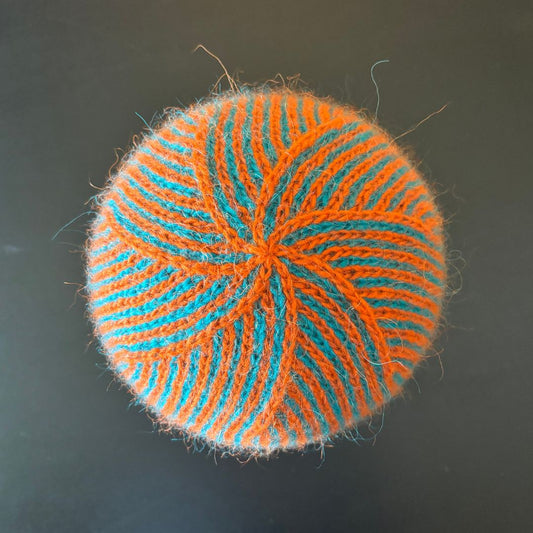 Knitting Jenny Pattern 110: Icelandic Léttlopi Wool Ski Hat