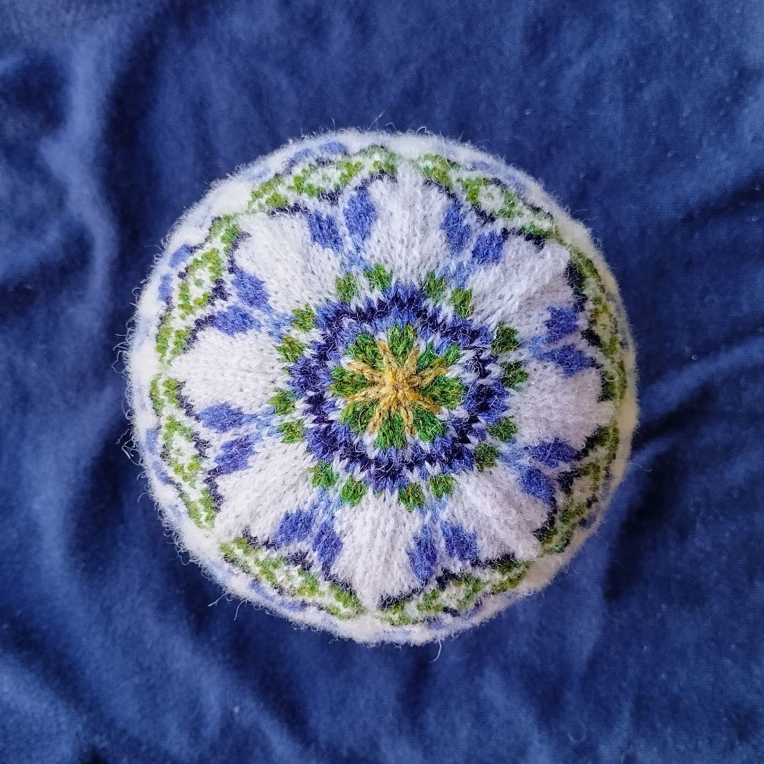 Knitting Jenny Patterns 100 and 101: Fair Isle Inspired Ski Hats