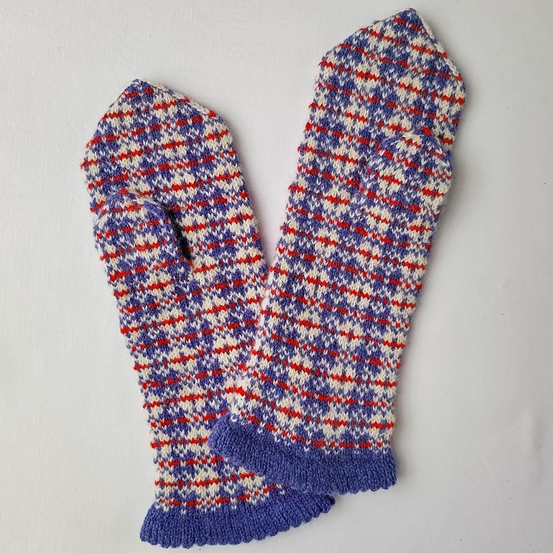 Knitting Jenny Pattern 17: Fair Isle Inspired Mittens