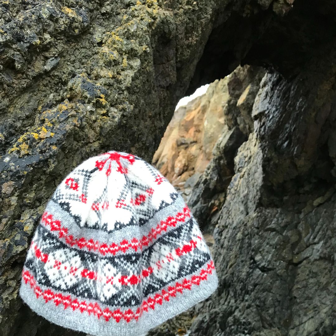 Knitting Jenny Pattern 85: Fair Isle Inspired Ski Hat