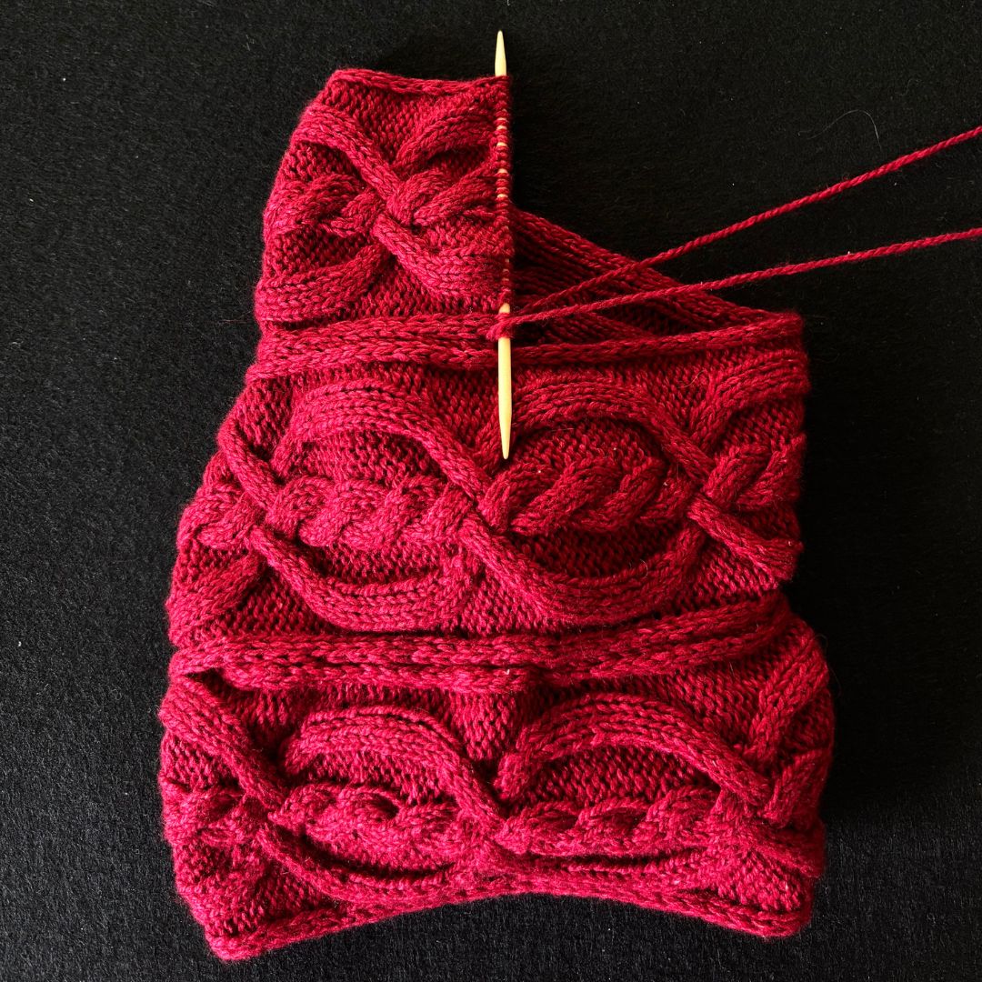 Knitting Jenny Pattern 128: Irish Aran Islands Inspired Cabled Ski Hat