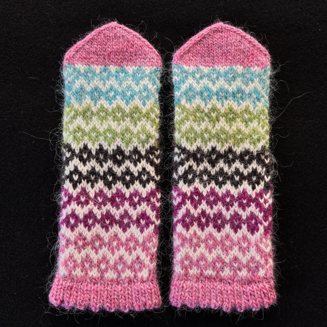 Knitting Jenny Pattern 148: Icelandic Léttlopi Wool Mittens