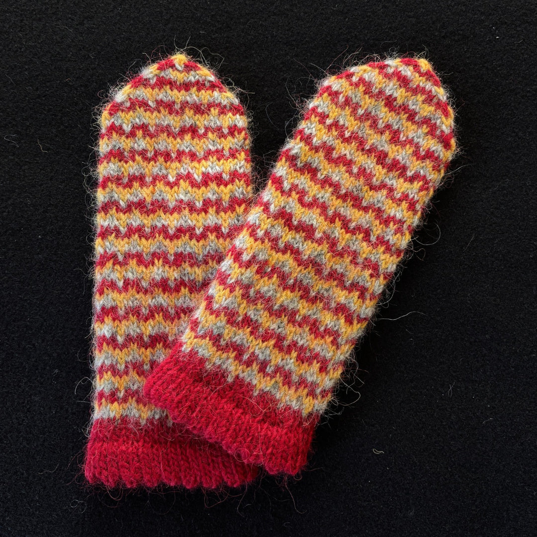 Knitting Jenny Pattern 150: Icelandic Léttlopi Wool Mittens