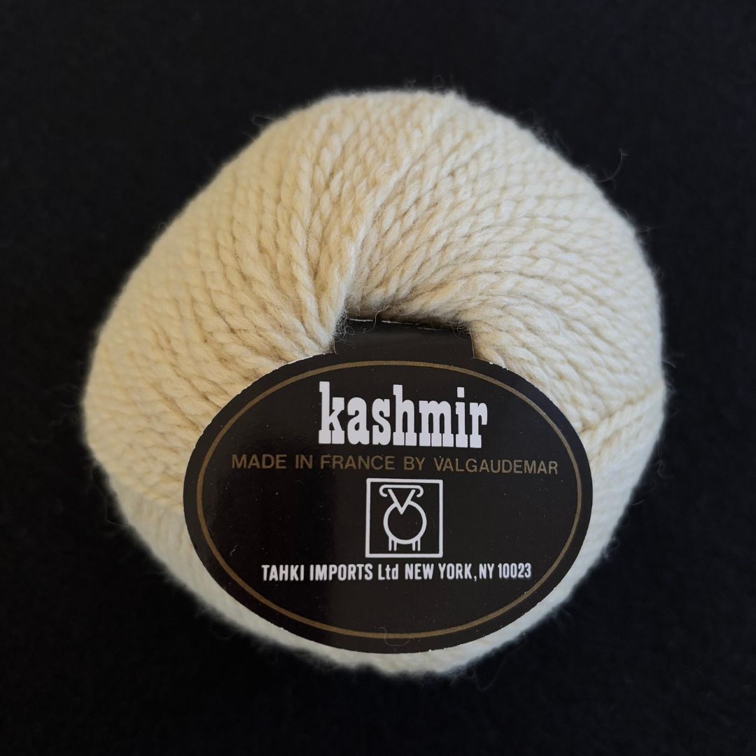 Knitting Jenny Pattern 122: Irish Aran Islands Inspired Cabled Ski Hat